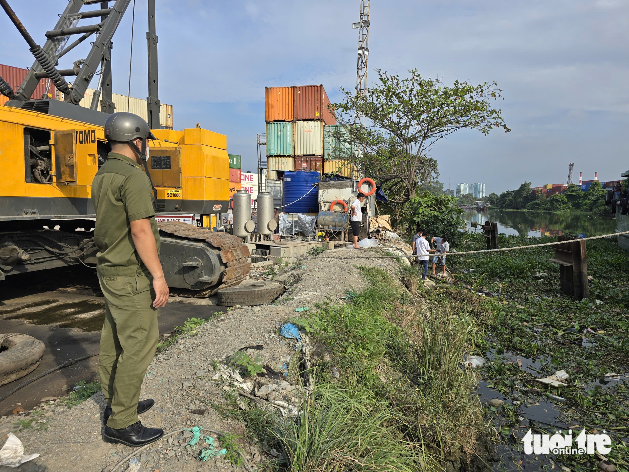在西贡河发现背部有鲤鱼纹身的男性尸体