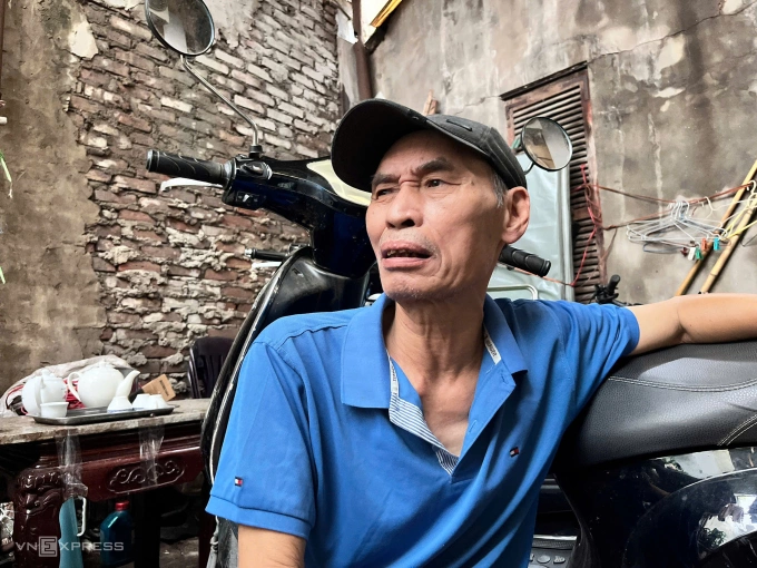 无力目睹河内房屋火灾致5人死亡