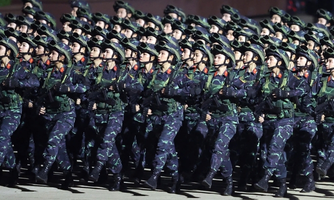 两个小时的武装力量实力展示