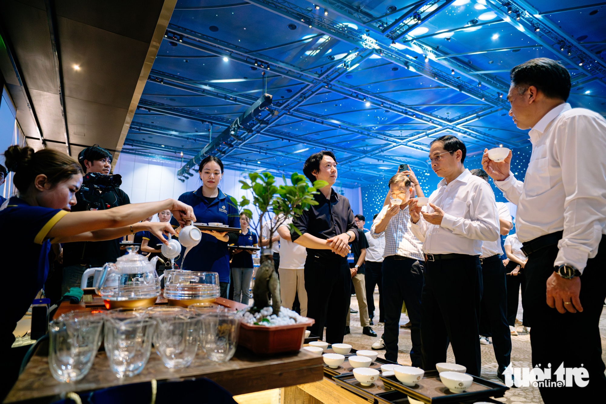 副总理裴青山检查秋季经济论坛最后准备工作