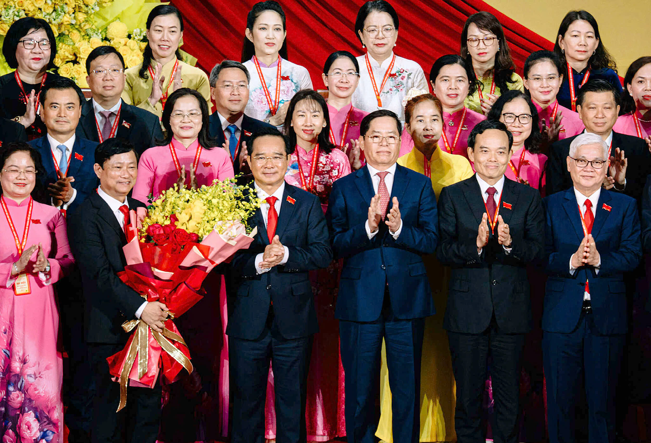 胡志明市将审查、评估人事安排以实现党代会提出的目标