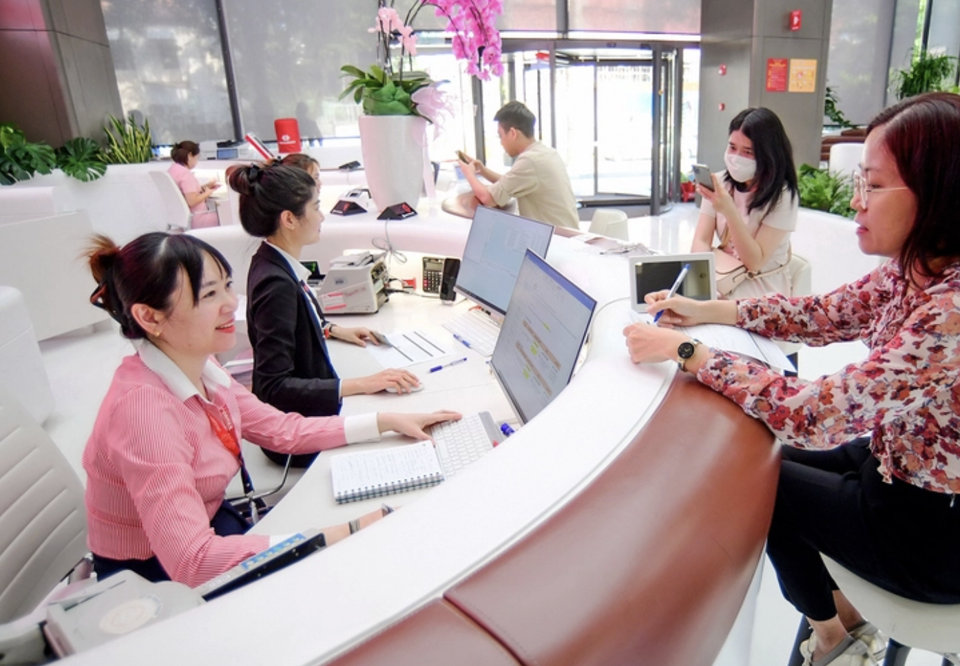 10月2日早间新闻：36,542名因调整而离职的人员尚未获得补偿；建议召回一批颗粒药物