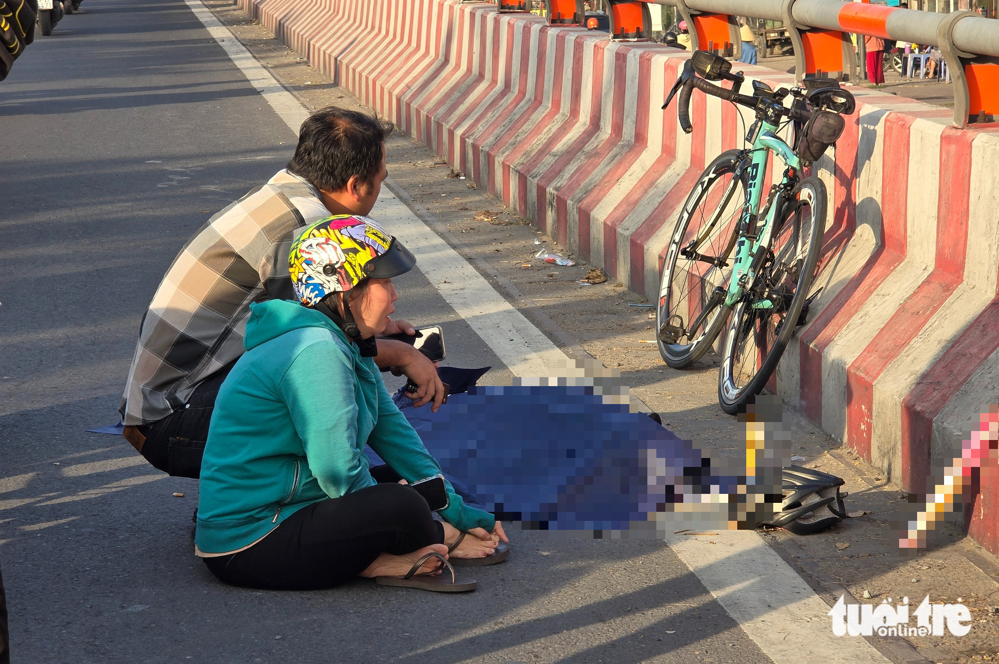 男子在范五老街骑健身自行车时死亡