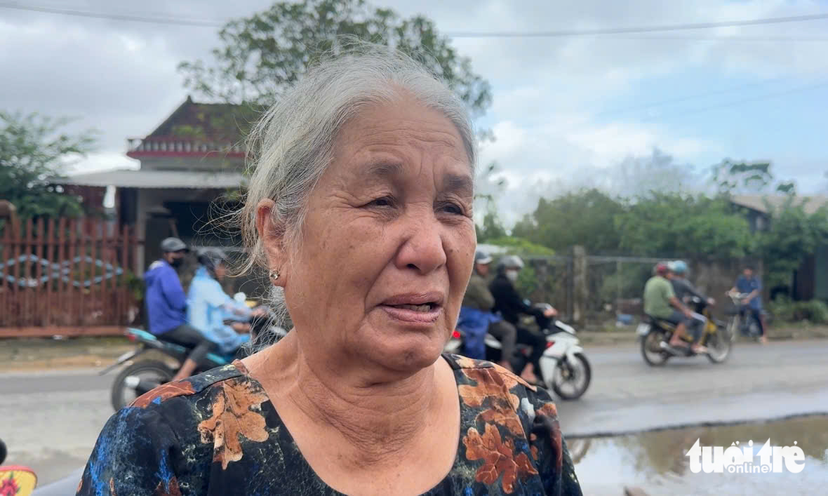 那些承载情谊的车辆驶向富安洪水区