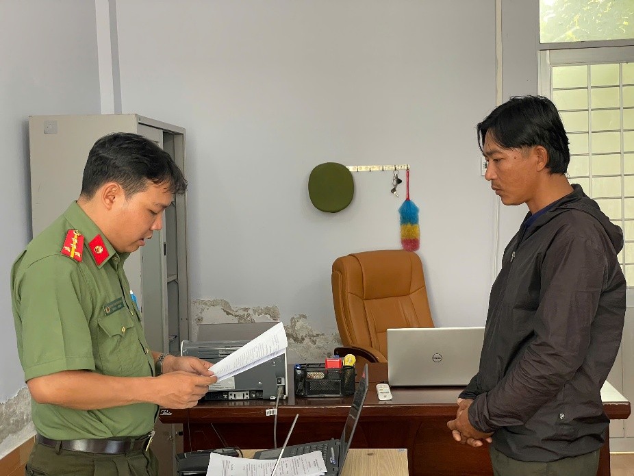 逮捕将渔船带到外国海域非法捕捞的临时拘留者