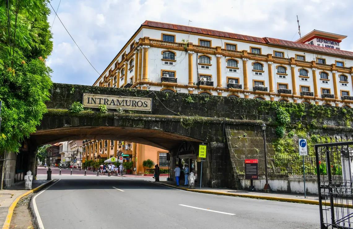 在亚洲迷失于'古老西班牙'之中