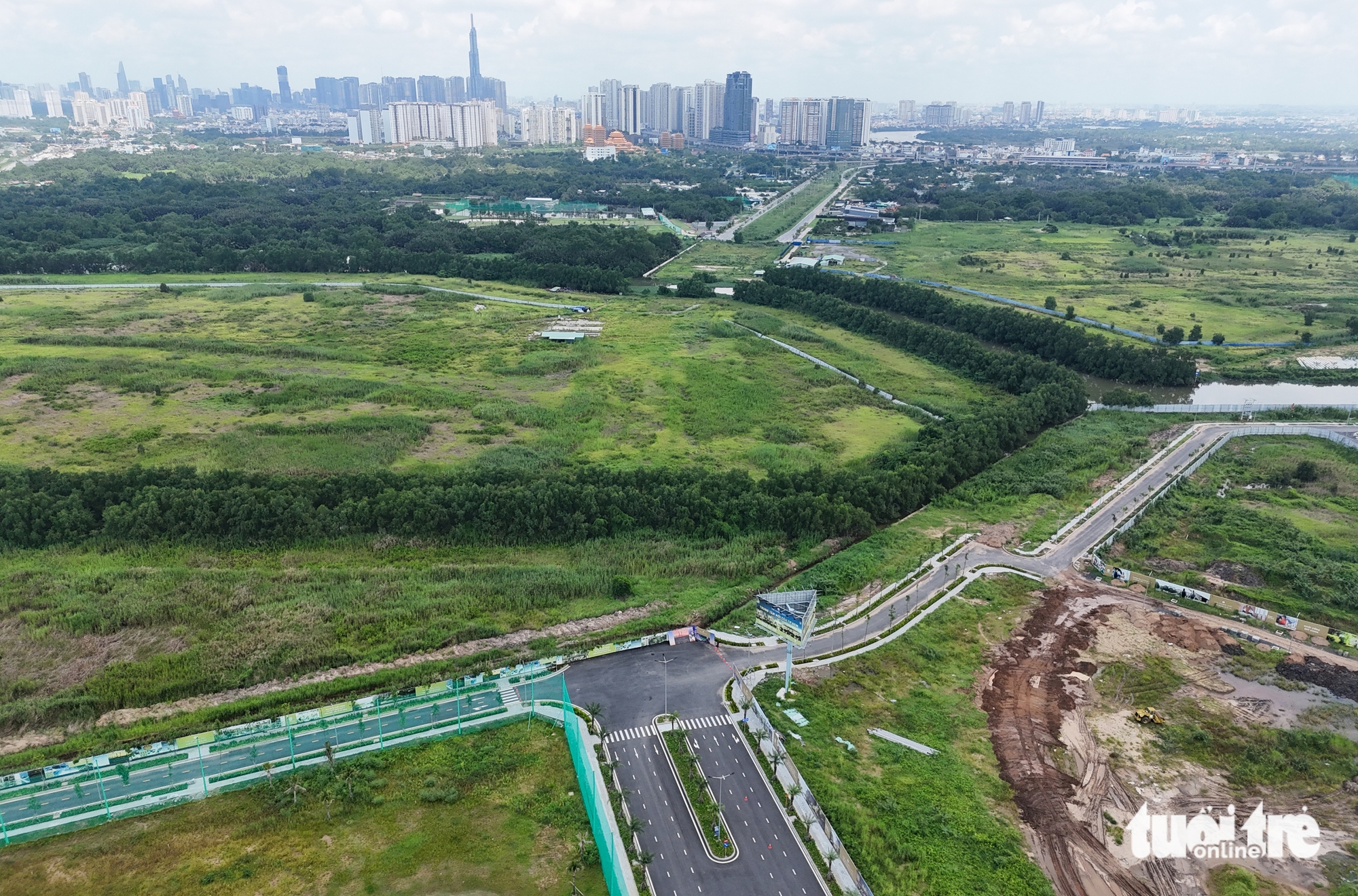 避免安富堵车的新路线：穿越The Global City城区，连接高速公路和吉莱