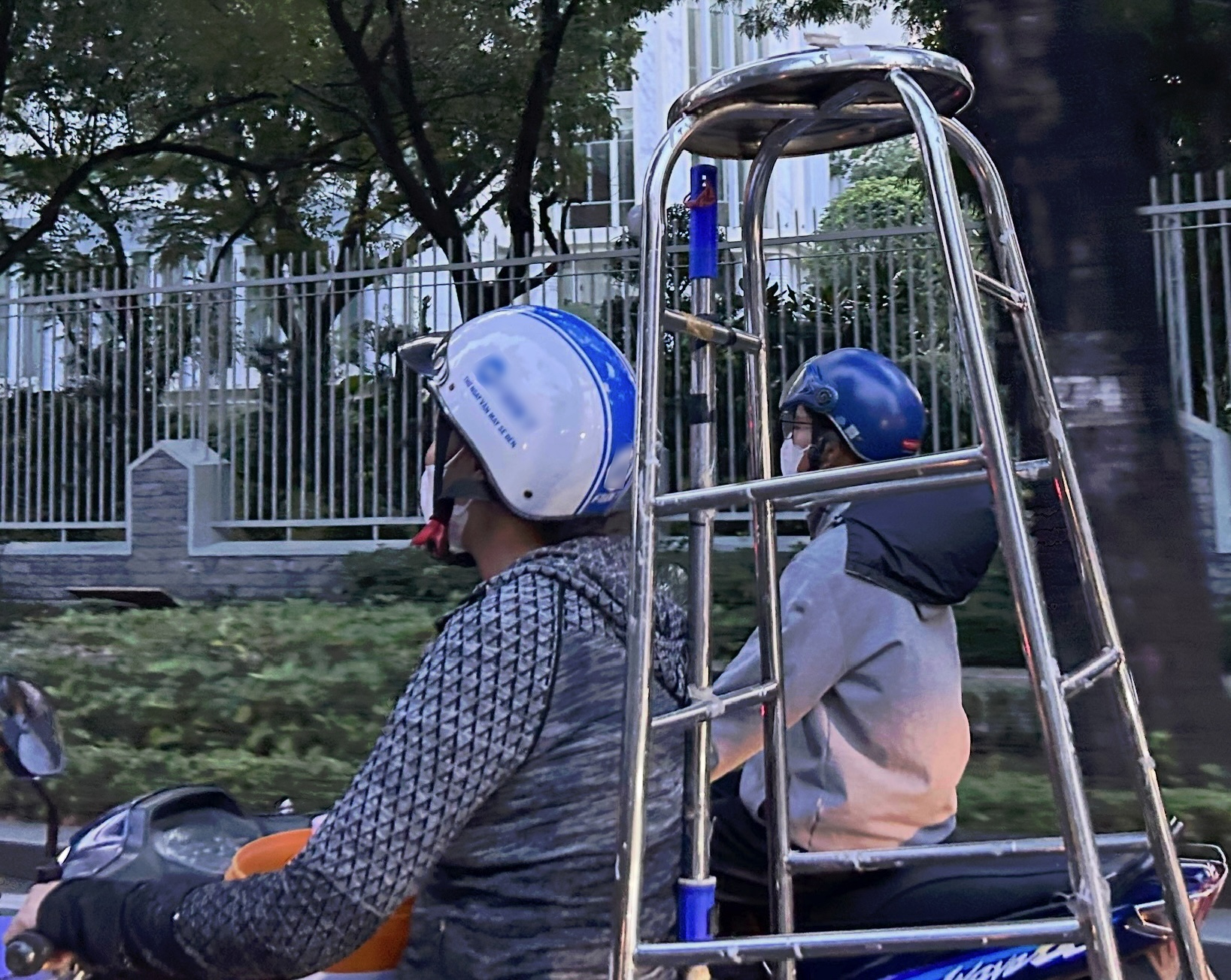 赌博广告伪装成'免费礼物'