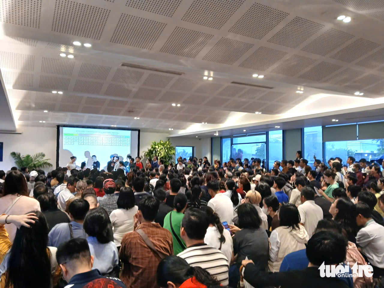 社会住房抽签惊心动魄，'1比17'如同彩票