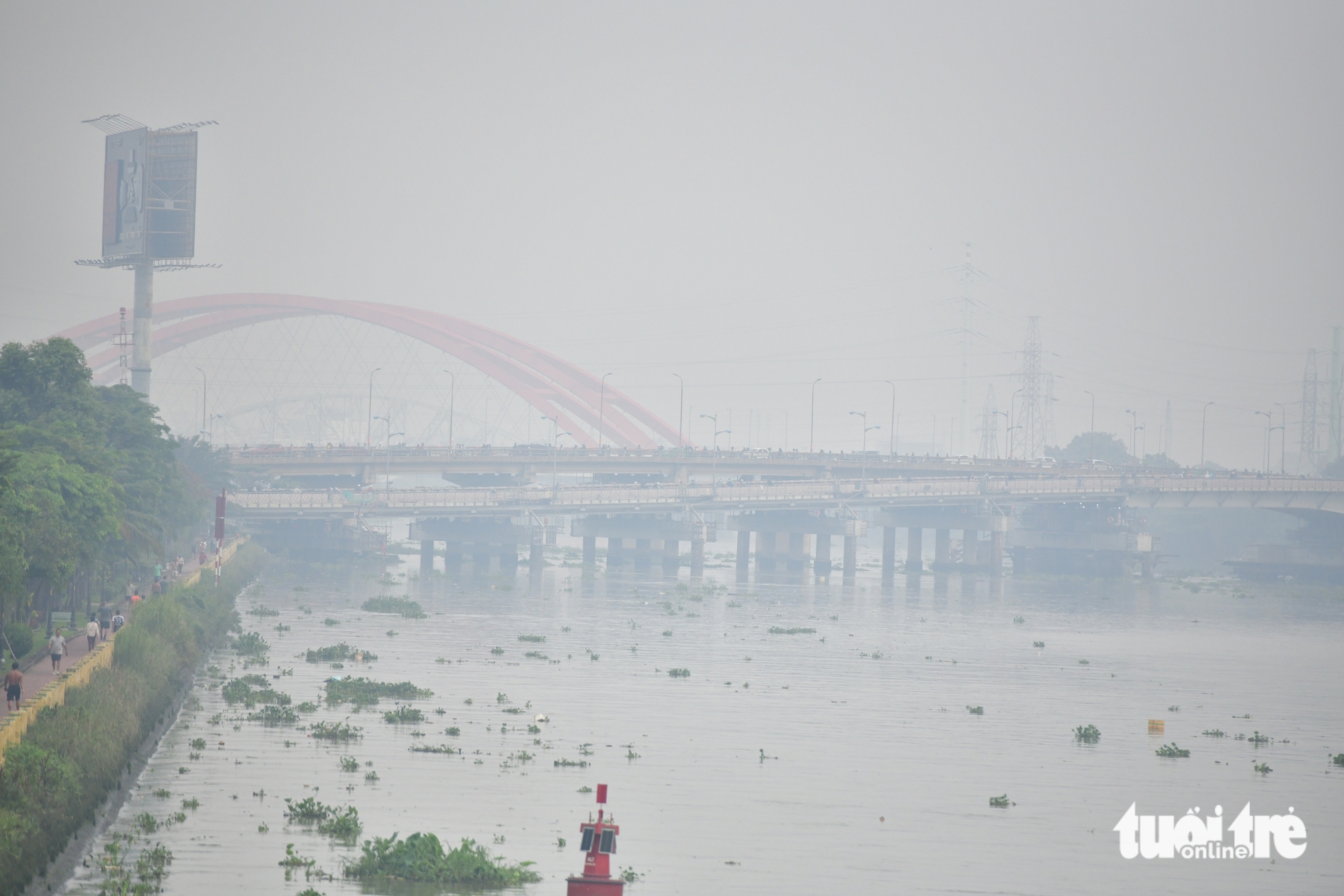 今天早上胡志明市雾气弥漫