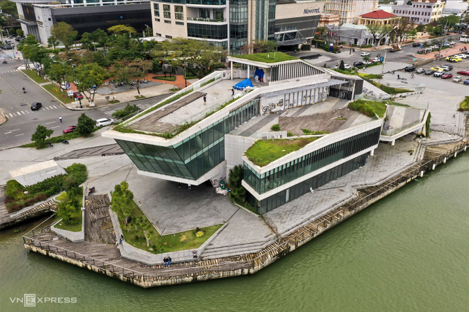 将武铝游艇码头功能转为公共用途