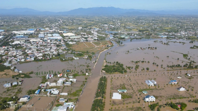 林同省为每栋因洪水倒塌或被冲走的房屋提供1.2亿越南盾支持