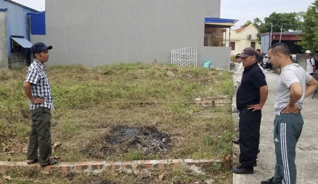 被拒绝出售土地，建房错误者花费超过2亿越南盾租用“神灯”搬迁房屋