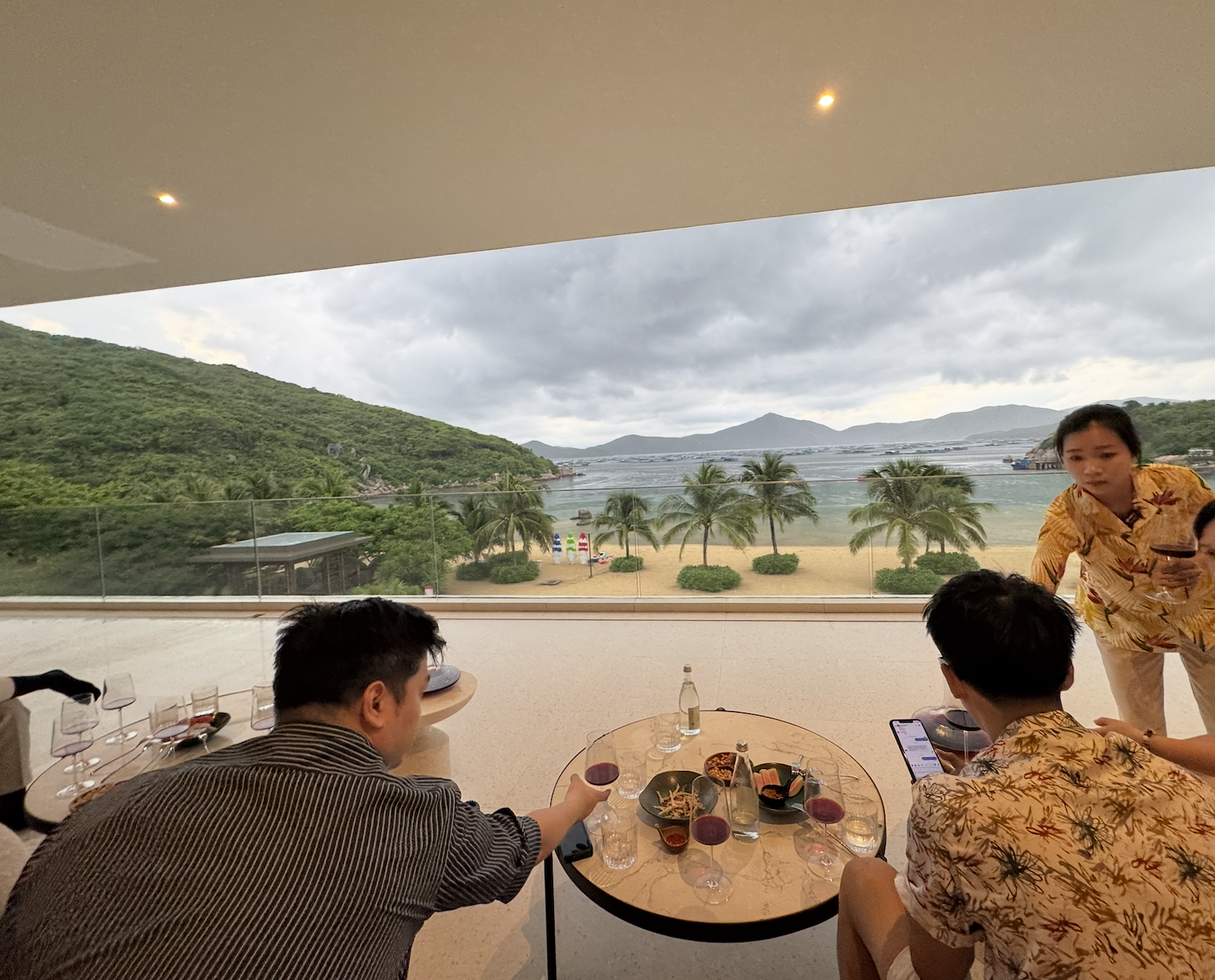 首次在云峰湾每晚6.5亿越南盾的半岛度假