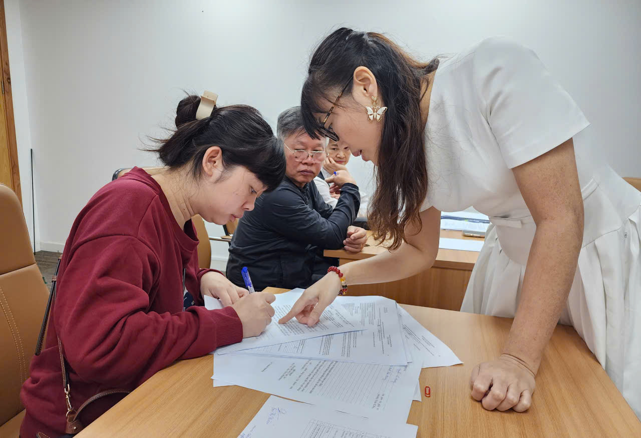 为还剑湖旁'钻石'地块上的居民支付搬迁费以建设广场