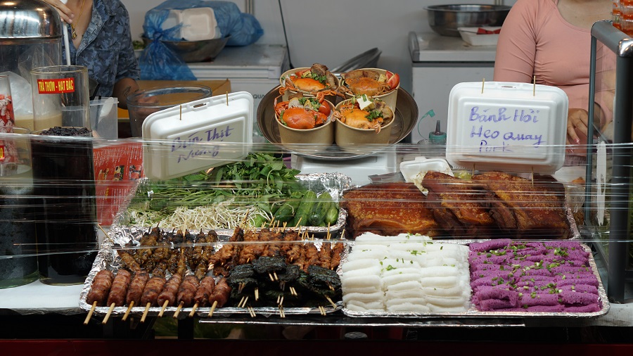 胡志明市米粉美食节加强食品安全措施