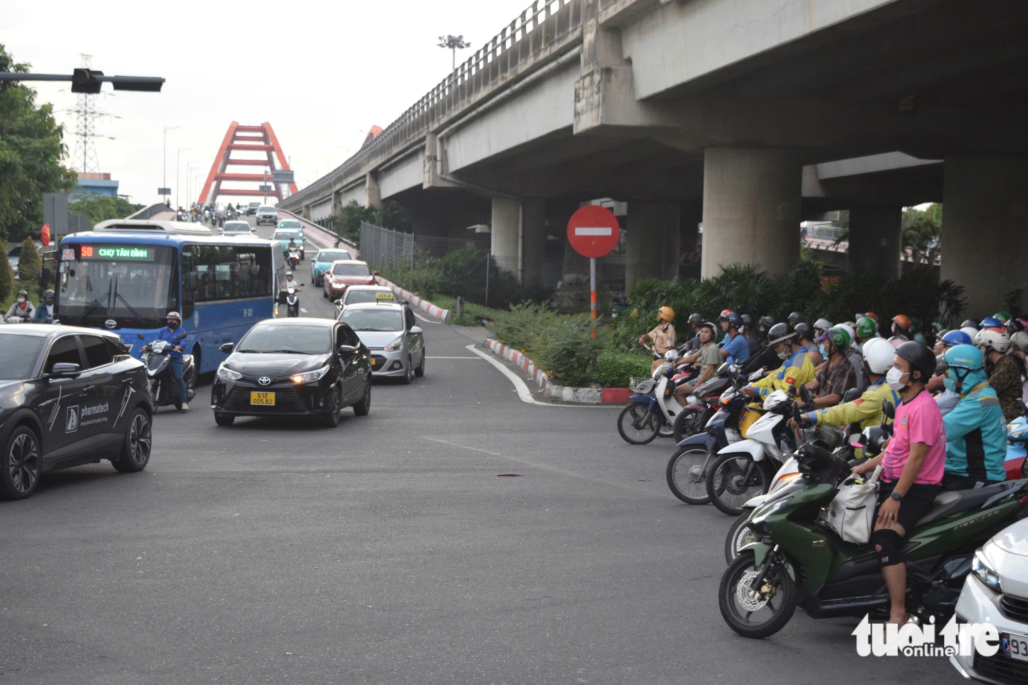 平兆1号桥交通稳定，持续向市民发布预警应用