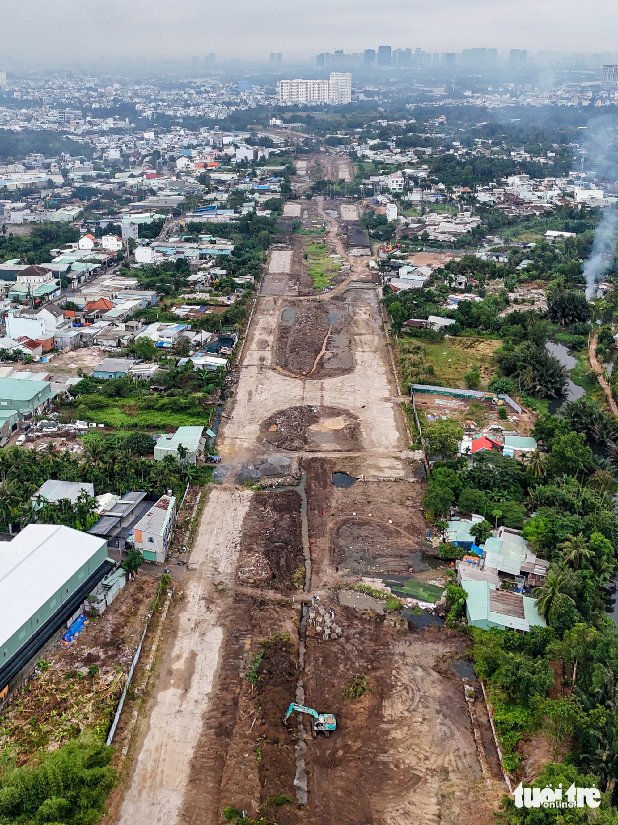 胡志明市2.7公里二环线清理场地，政府解除决议后准备重新施工