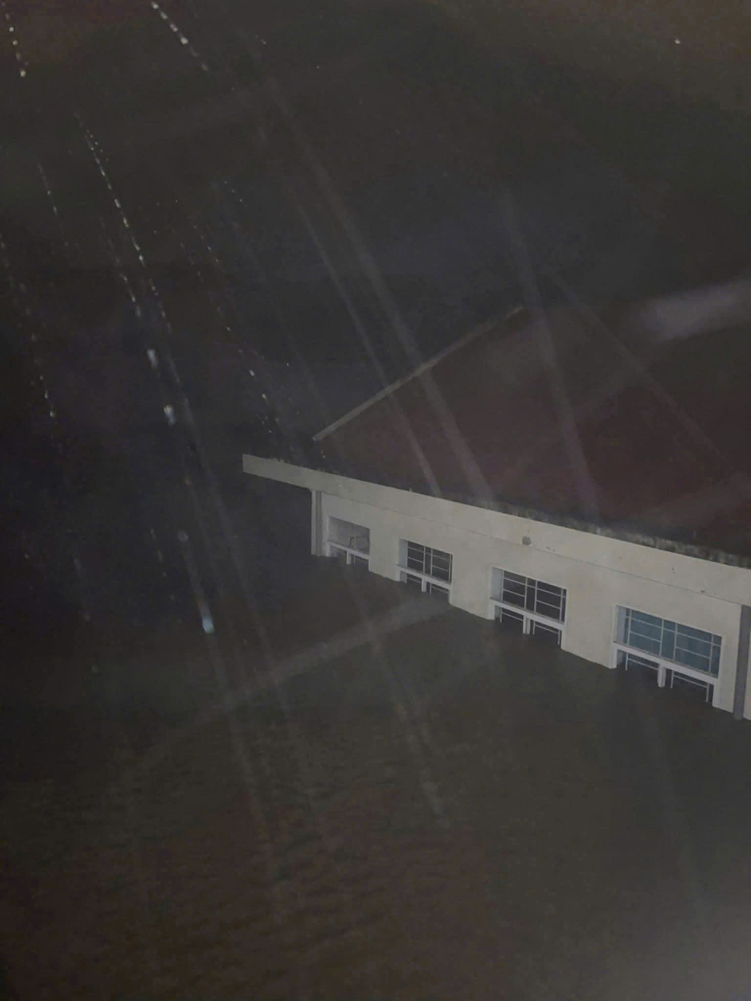 台风Kalmaegi在多地造成严重损失