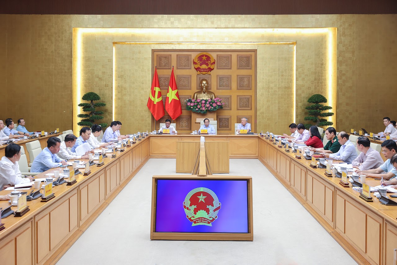 总理：从被动治疗转向在未病时保护人民健康