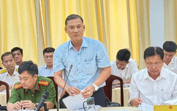芹苴为合并后的干部提供400万盾的交通和住宿支持