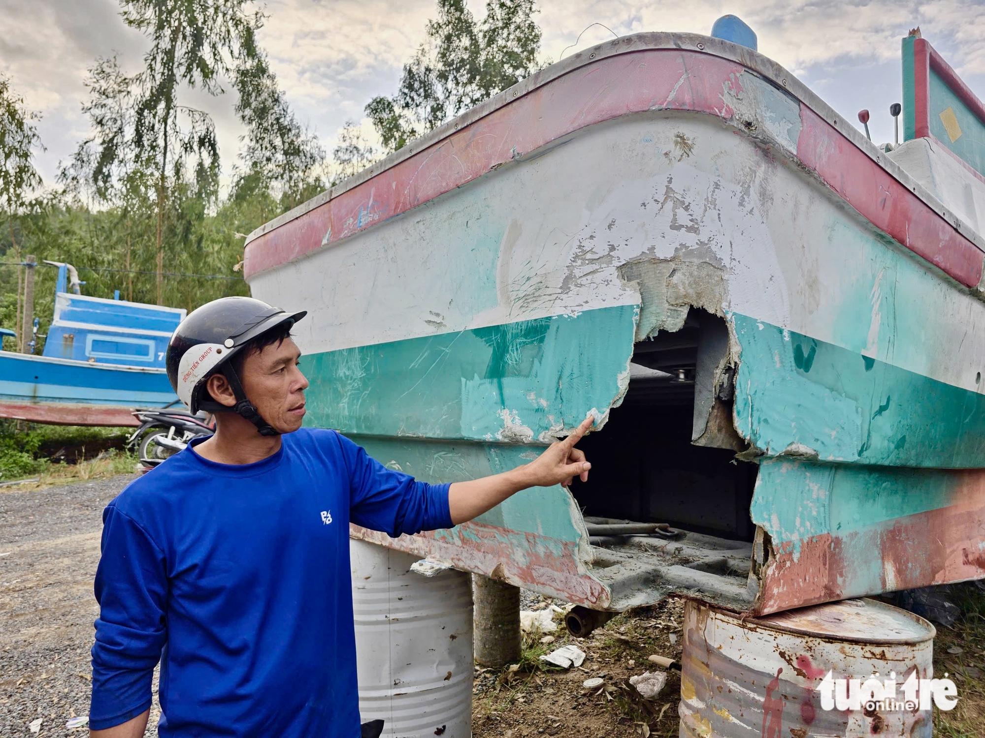 第13号台风后修船竞赛：船厂超负荷，船主焦急等待出海日