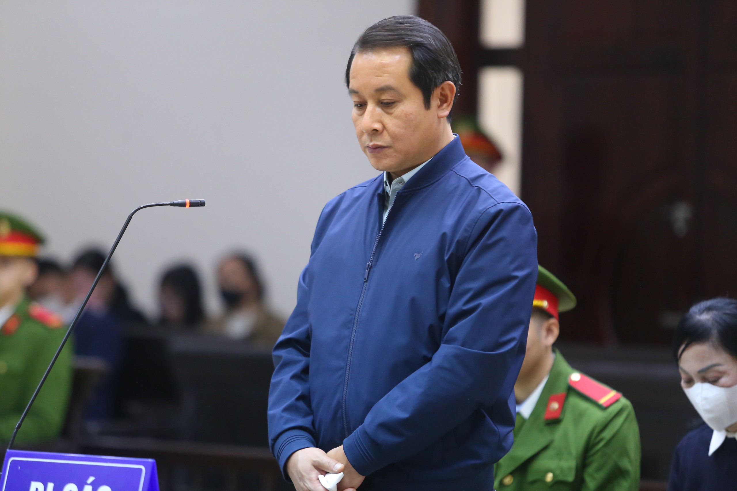 福山案：前省委书记、前永福省副省长请求缓刑