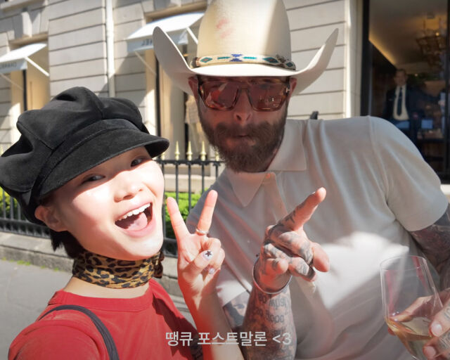 韩国女YouTuber因评论'文化冲击'旅行而走红