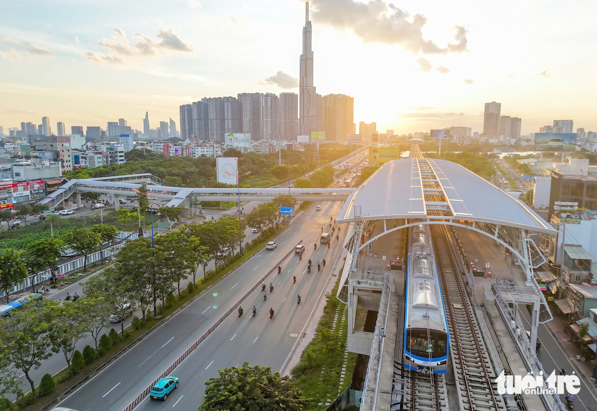 胡志明市加速合并后道路建设