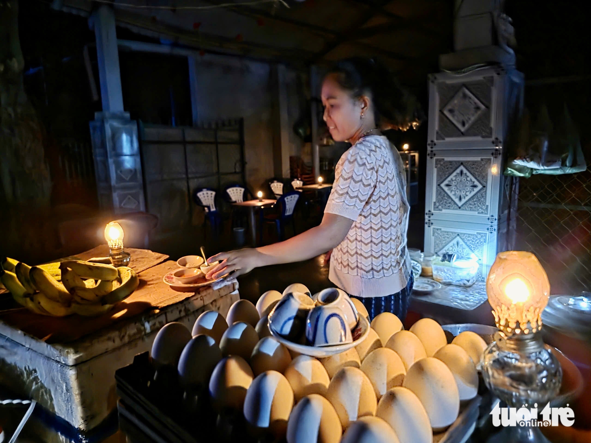 达乐省东部台风区居民应对停电的各种生活方式