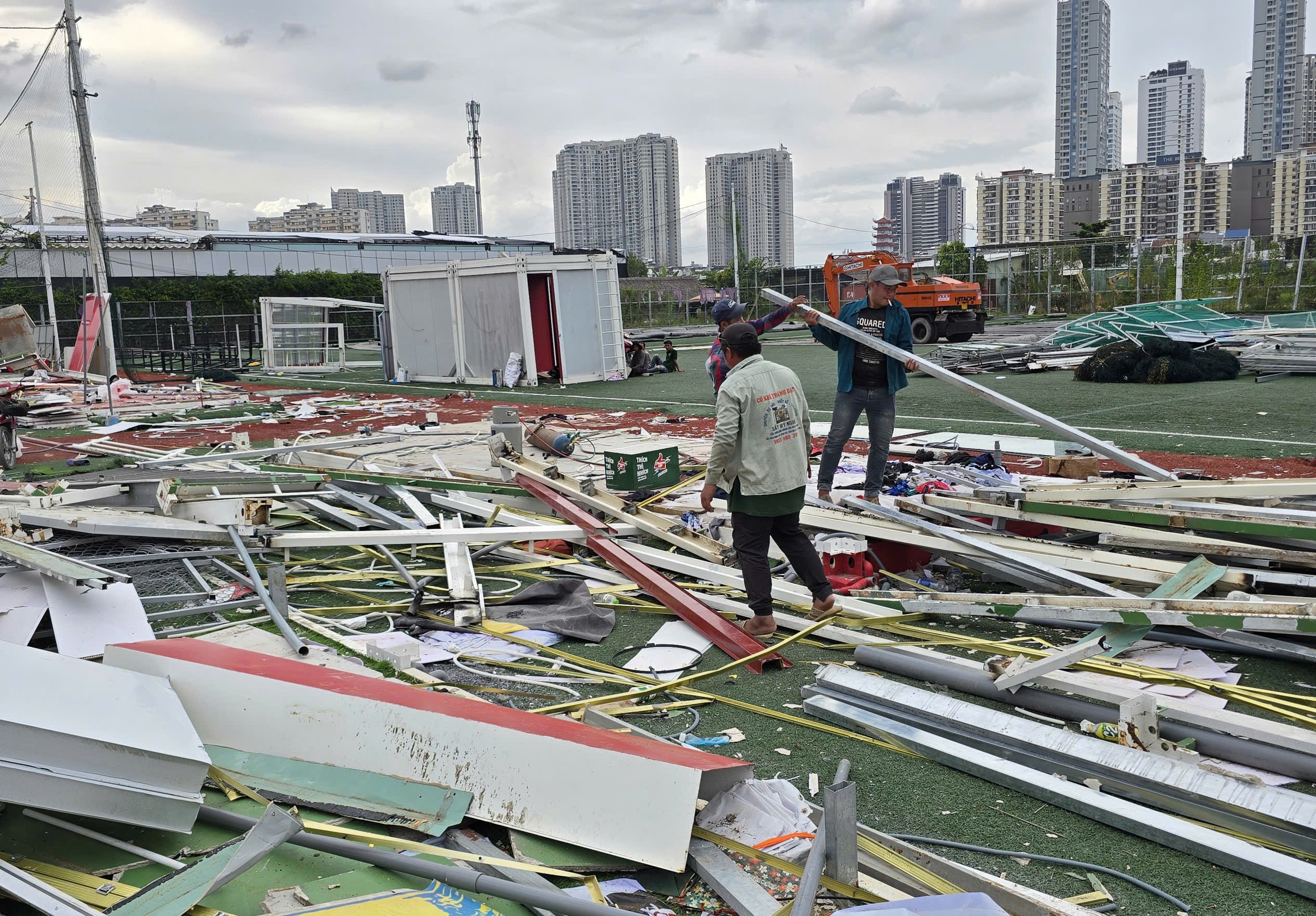 平征坊拆除超过16,500平方米的匹克球场和非法建造的体育场