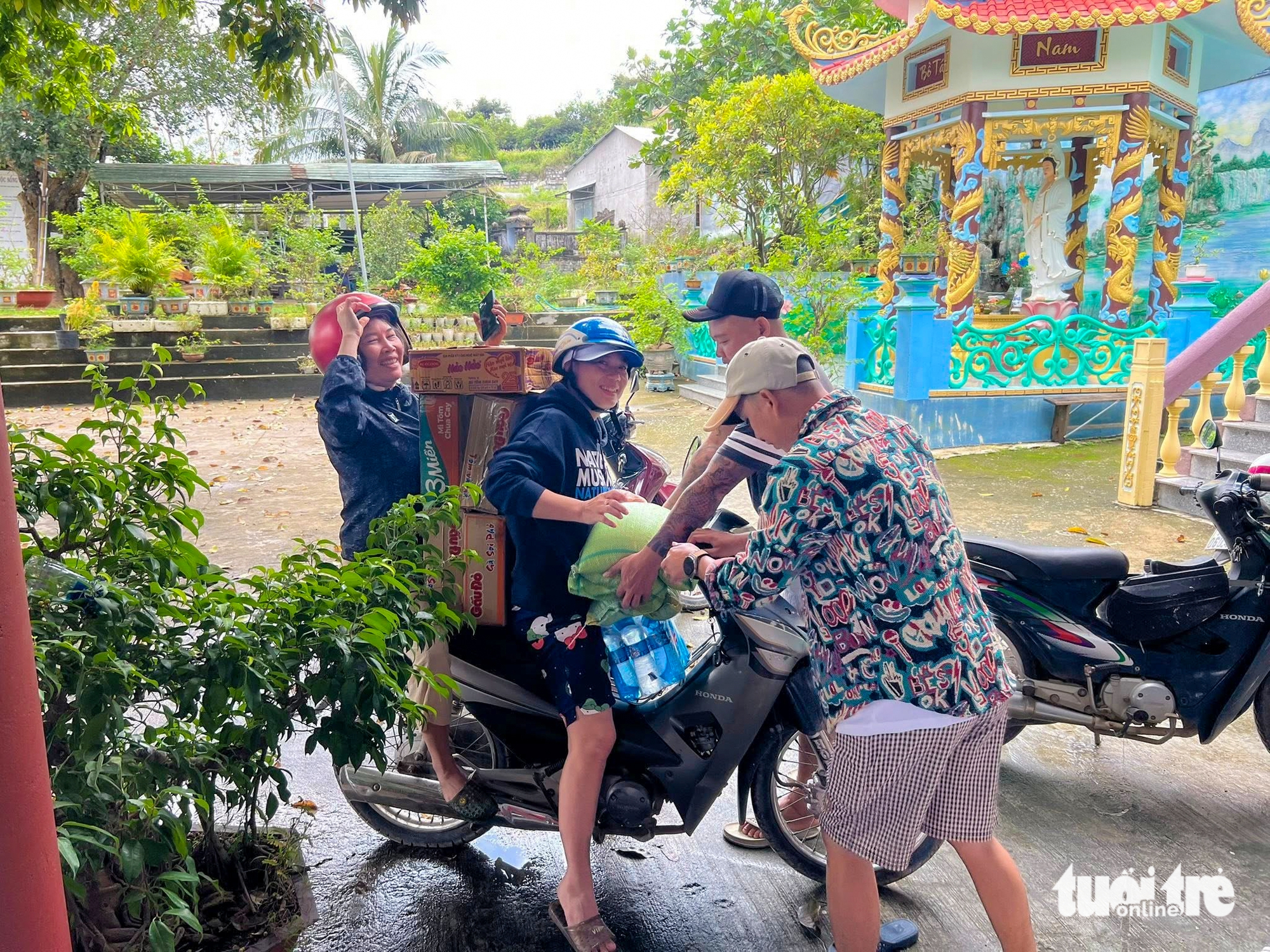刚应对历史性洪水，富安人又援助平顺同胞