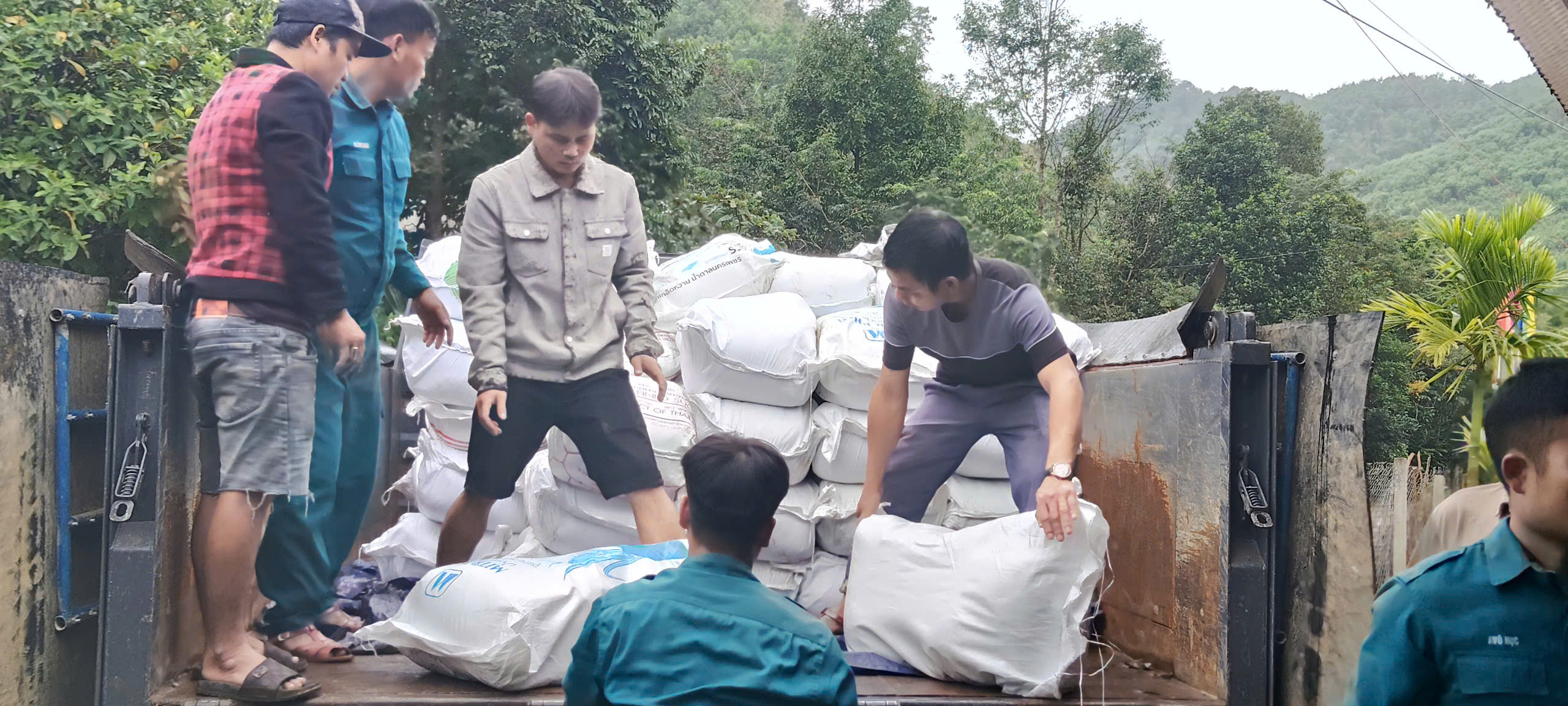 应对台风Kalmaegi，岘港市主席要求3座水电站降低水库水位