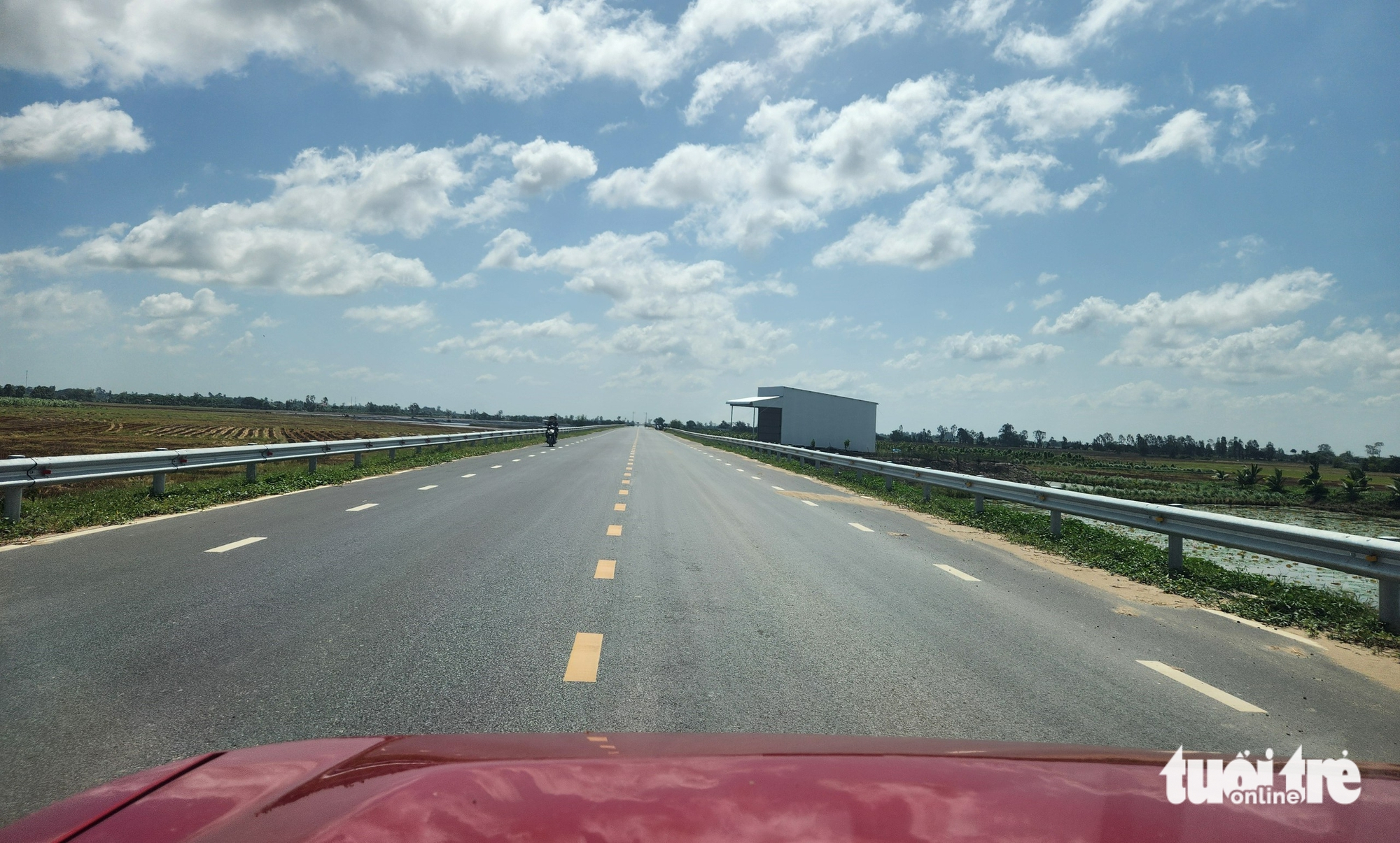 缺乏填沙材料，N1公路施工近4年仍有2.5公里未完成