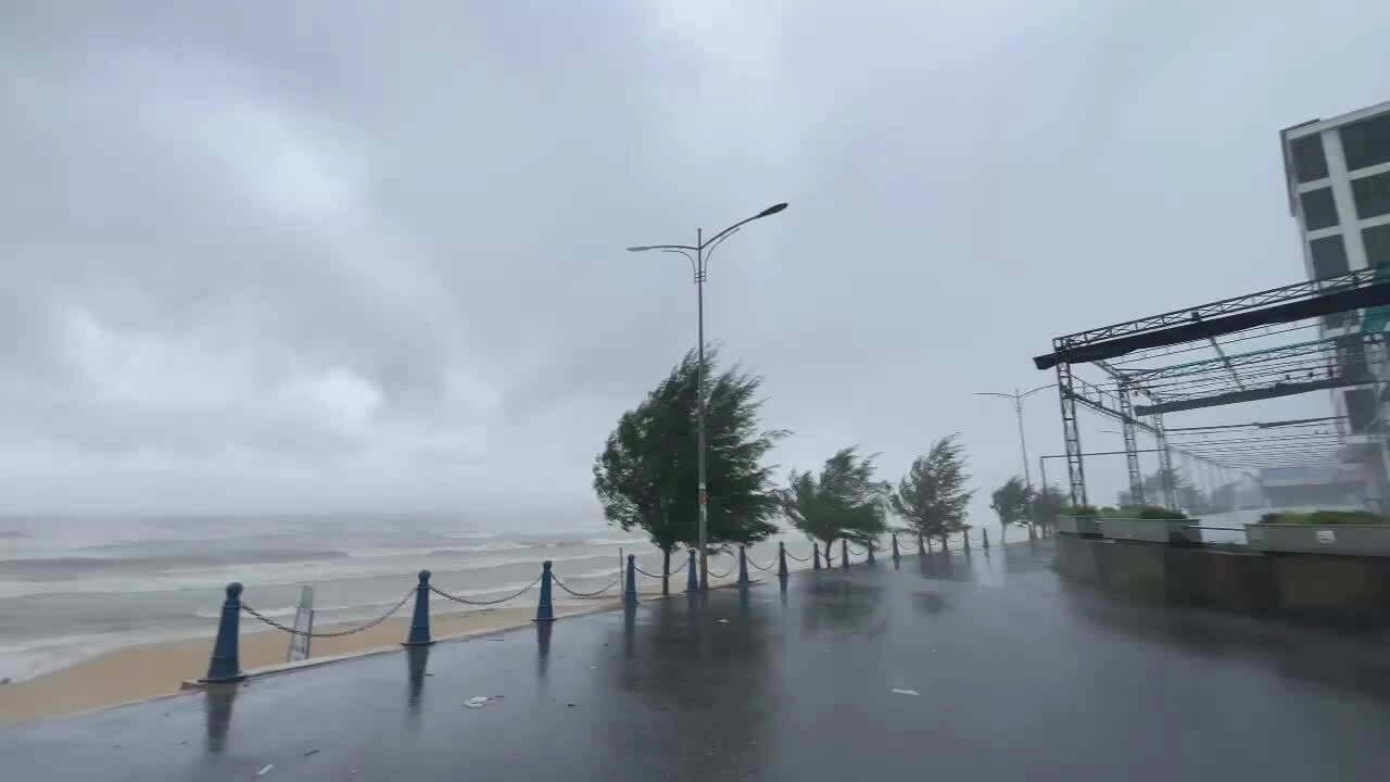 卡吉基台风强度达14级，将于今天下午登陆清化-乂安
