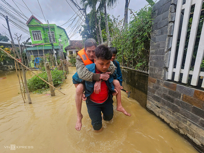 芽庄频繁洪水的困扰