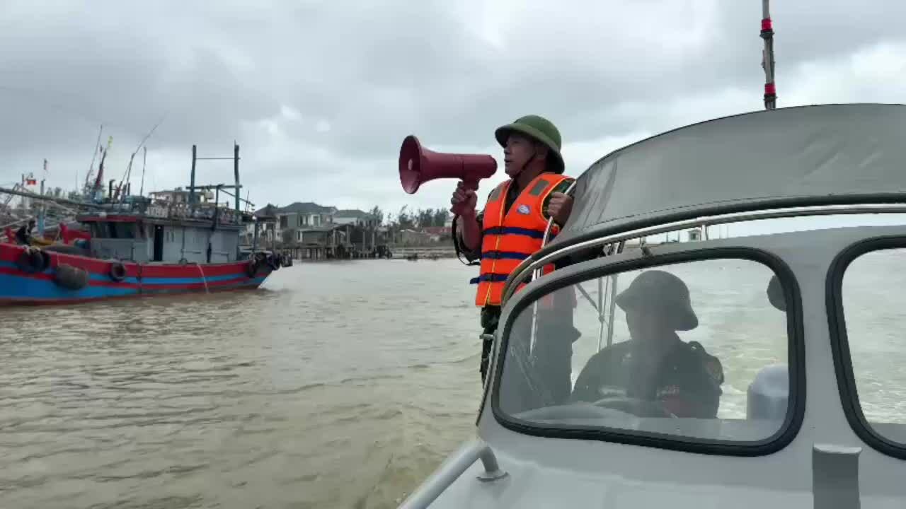 超过26.2万名士兵和民兵应对暴雨和台风