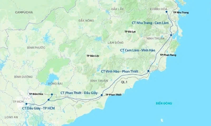 重新划设永好-潘切高速公路上的车道标记