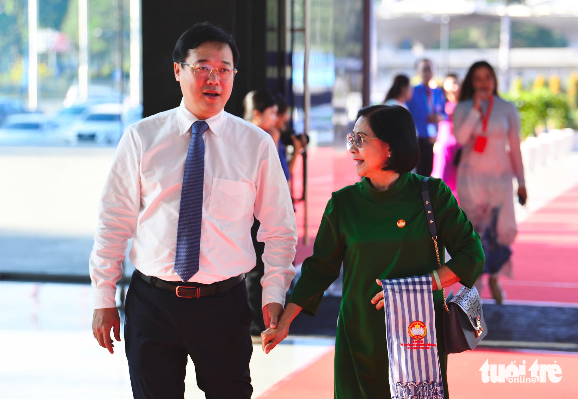 阮文光书记及多位领导出席越南祖国阵线胡志明市代表大会