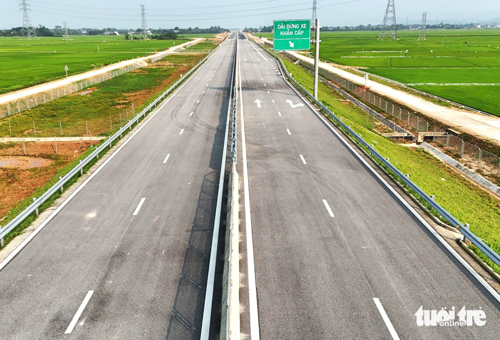 建议尽快处理与南北高速公路项目通过河静段相关的问题