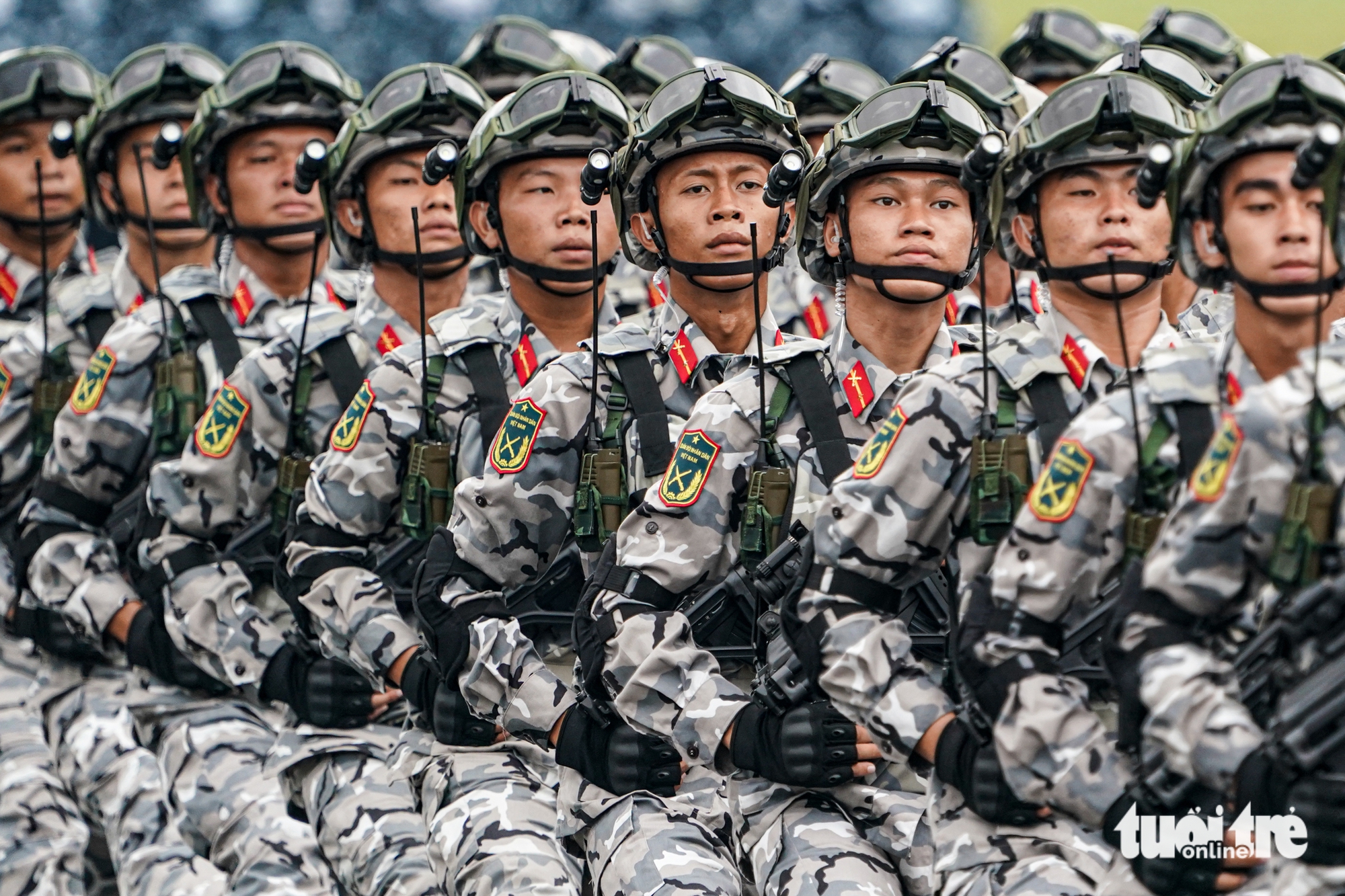 越南拥有完整的各军种力量，稳固保卫祖国