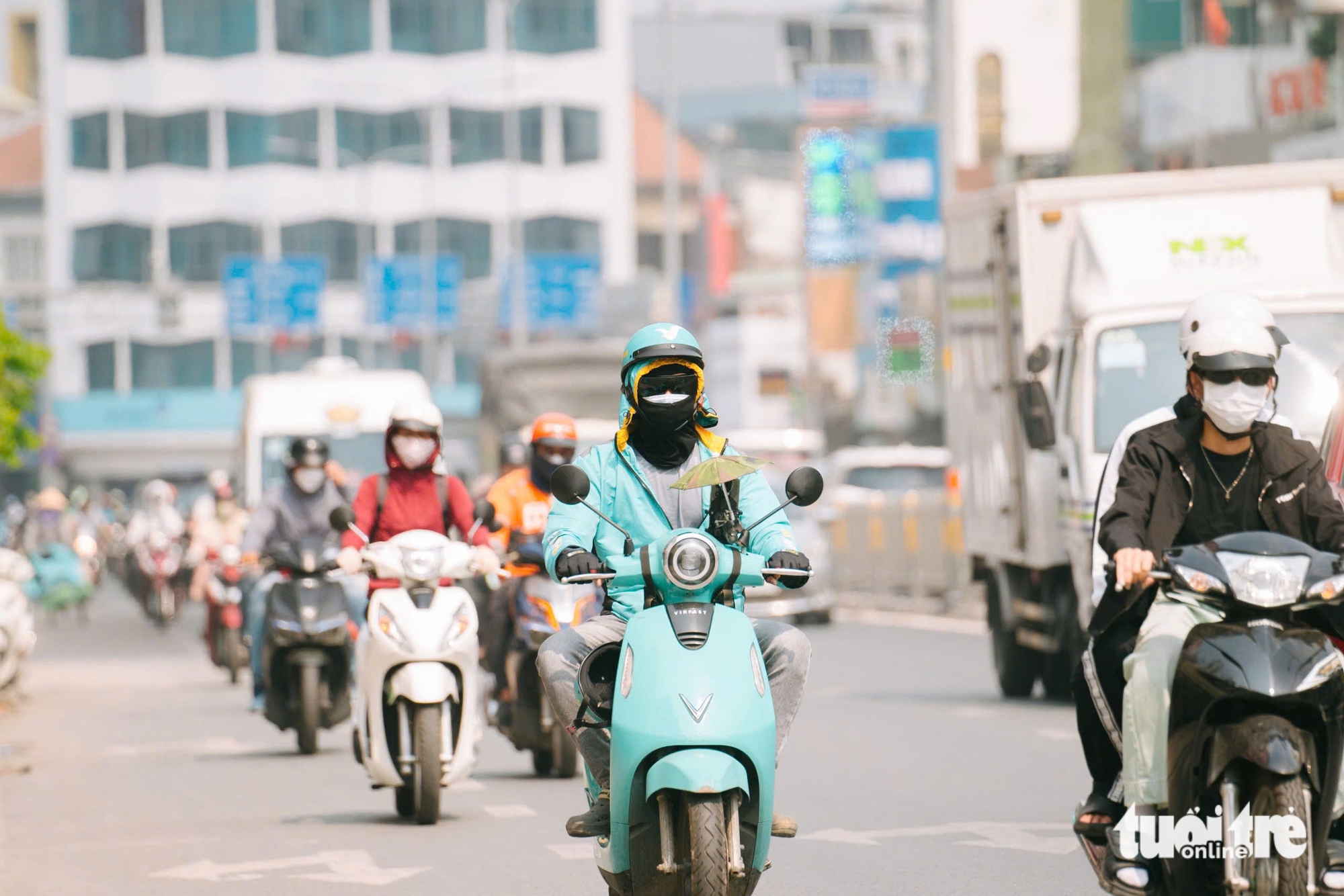 选民关注从汽油车转向电动车
