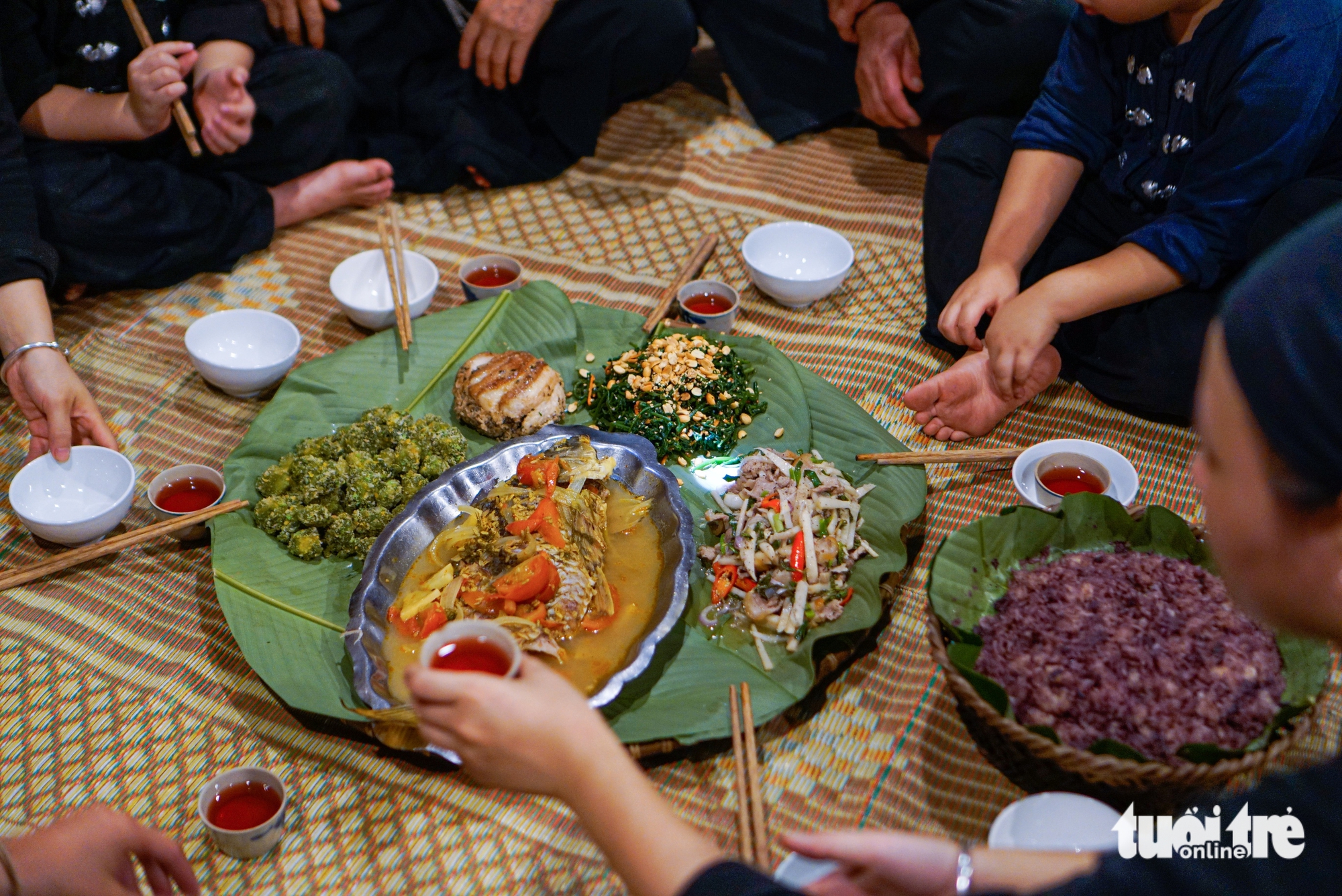太原省岱族秋季特有的特色糯米饭