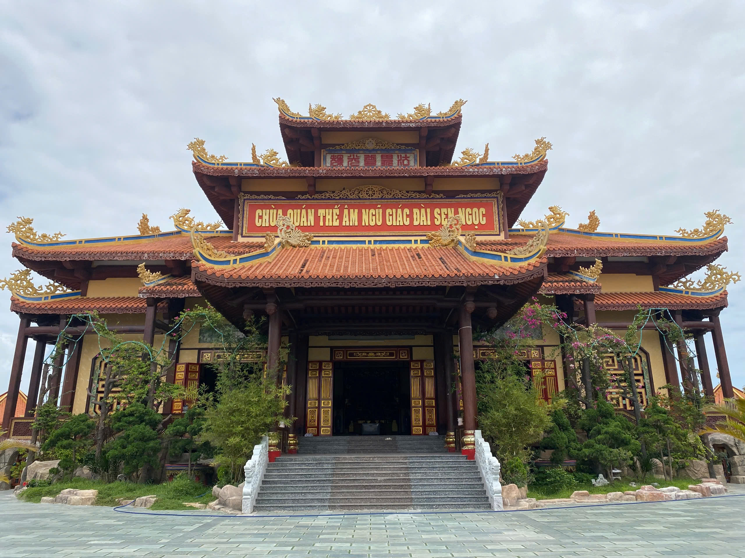 五行山脚下神秘的观音寺，供奉佛舍利的地方