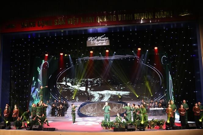 12月7日上午新闻：范日旺的28万亿越南盾企业意外更换总经理