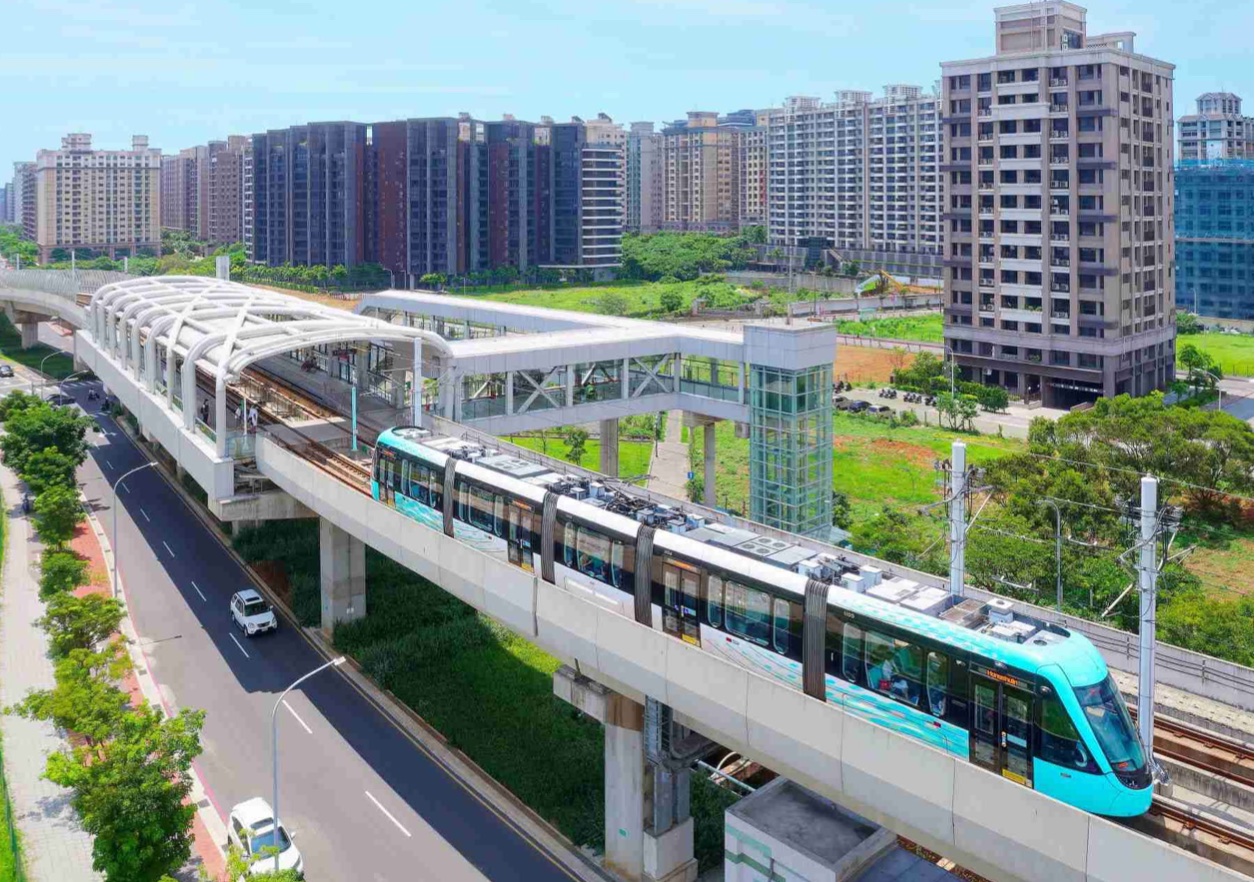岘港优先建设连接机场与会安的都市铁路线路