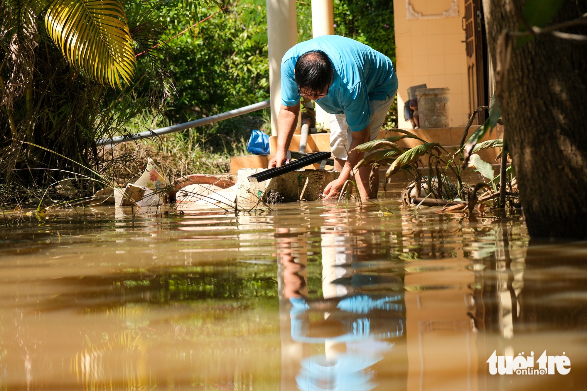 平顺洪水退去缓慢，民众在两次‘水灾’后艰难恢复