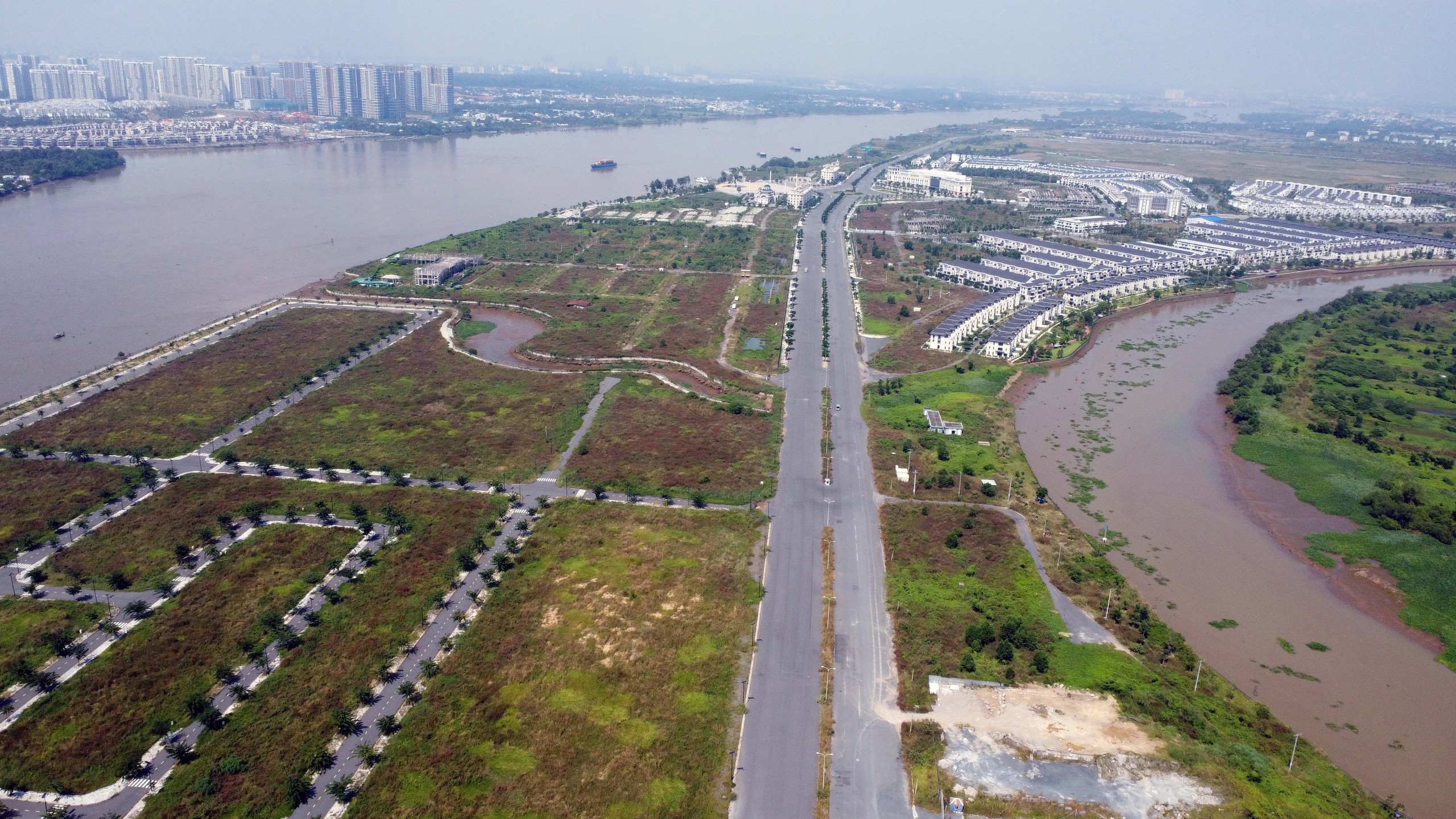 新增近59000亿项目连接从国道51号到胡志明市-龙城-油椰高速公路