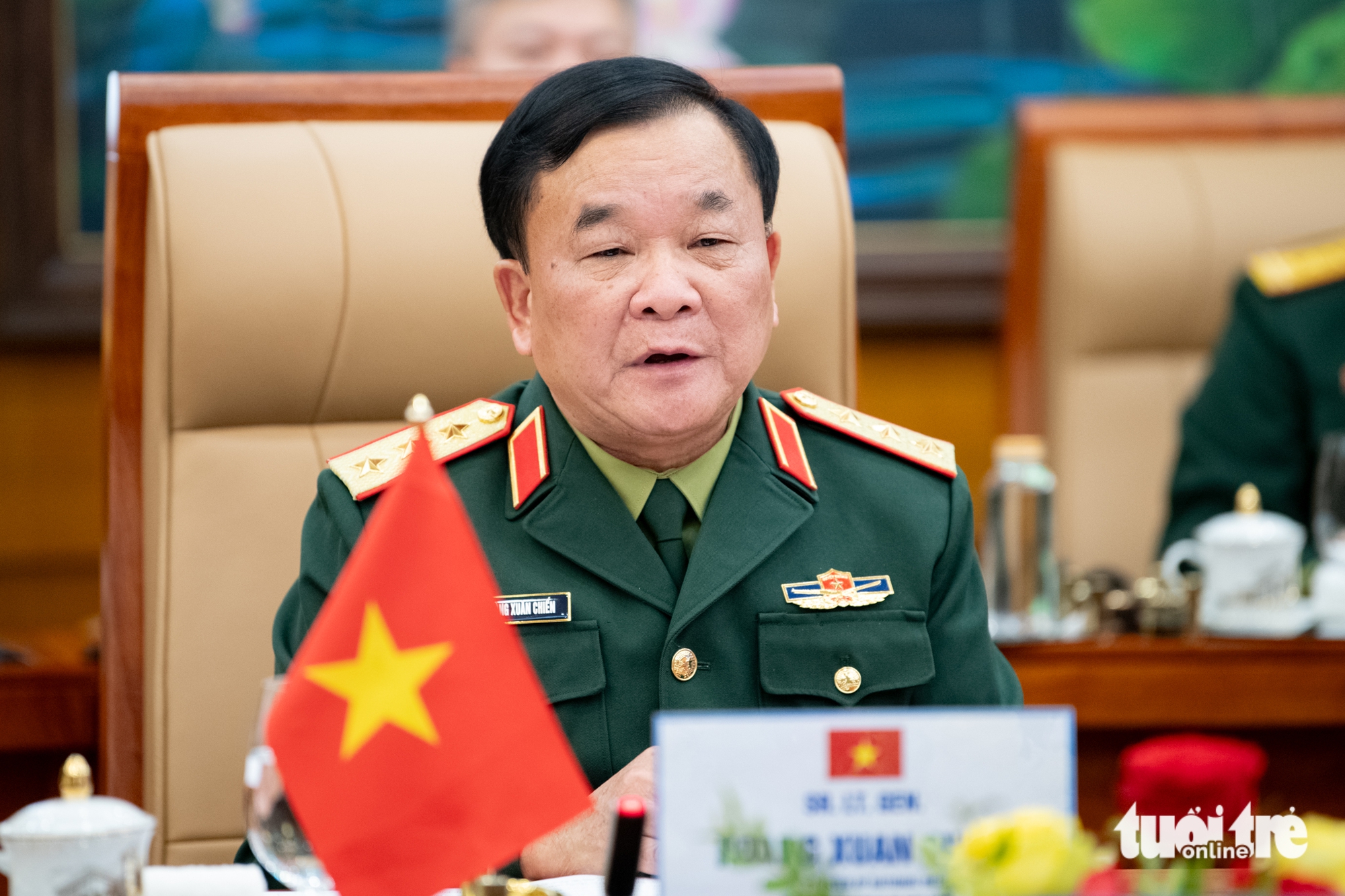 越南与菲律宾签署国防政策对话纪要