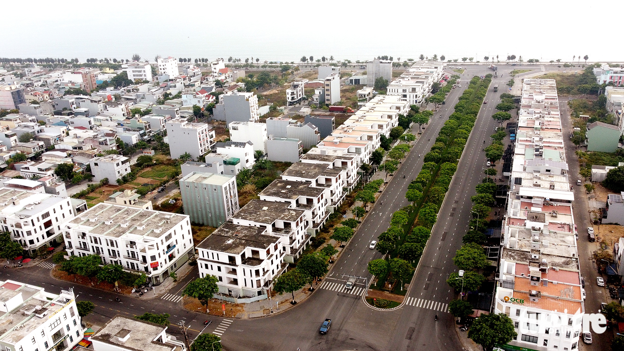 岘港数十亿商铺：为何居民必须‘偷偷’居住？